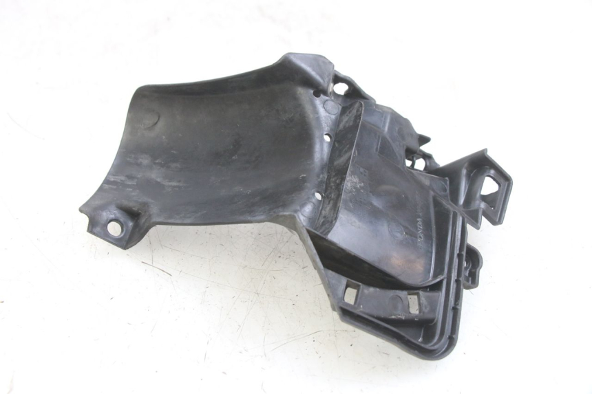 photo de GARDE BOUE ARRIERE HONDA PCX (JF47) 125 (2012 - 2013) - Détail de la pièce