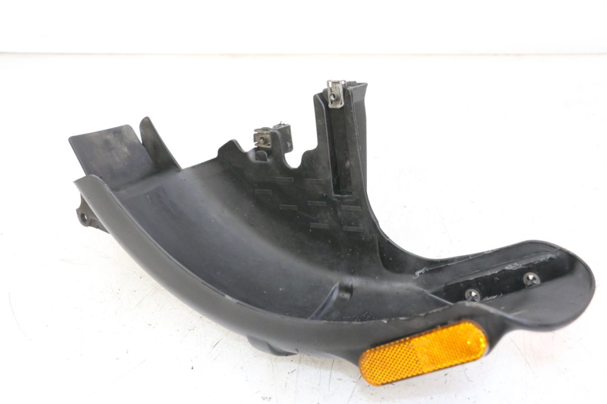 photo de GARDE BOUE ARRIERE PIAGGIO LIBERTY IGET 4T 50 (2021 - 2025) - Autre angle de vue