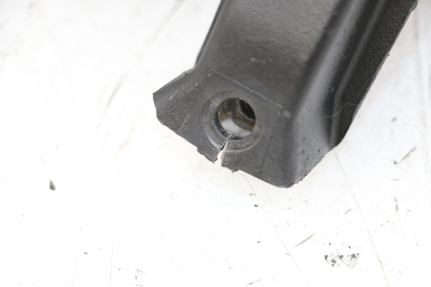 photo de GARDE BOUE ARRIERE PIAGGIO LIBERTY IGET 4T 50 (2021 - 2025) - Points de fixation