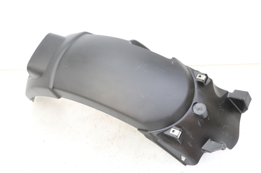 photo de GARDE BOUE ARRIERE PIAGGIO NRG POWER PUREJET 50 (2018 - 2021) - Gros plan technique