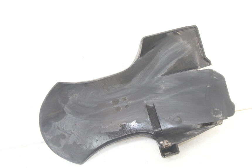 photo de GARDE BOUE ARRIERE PIAGGIO VESPA GRANTURISMO 125 (2003 - 2007) - Vue d’ensemble