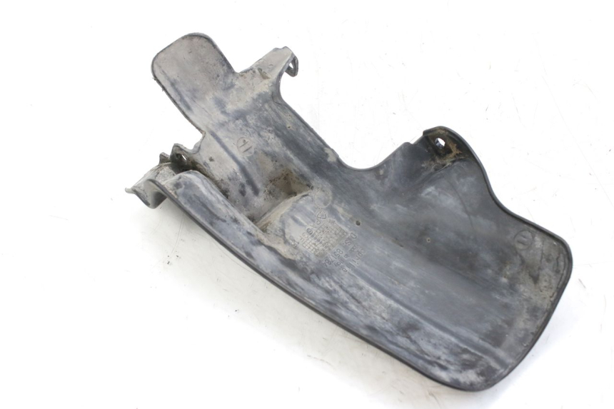 photo de GARDE BOUE ARRIERE APRILIA SCARABEO 100 (2003 - 2012) - Autre angle de vue