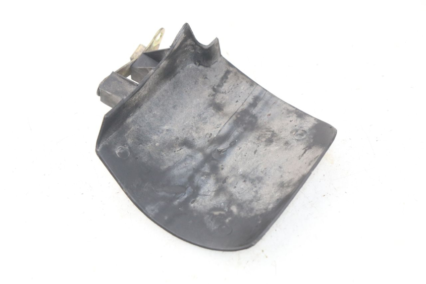 photo de GARDE BOUE ARRIERE FYM STRADA 50 (2007 - 2014) - Détail de la pièce