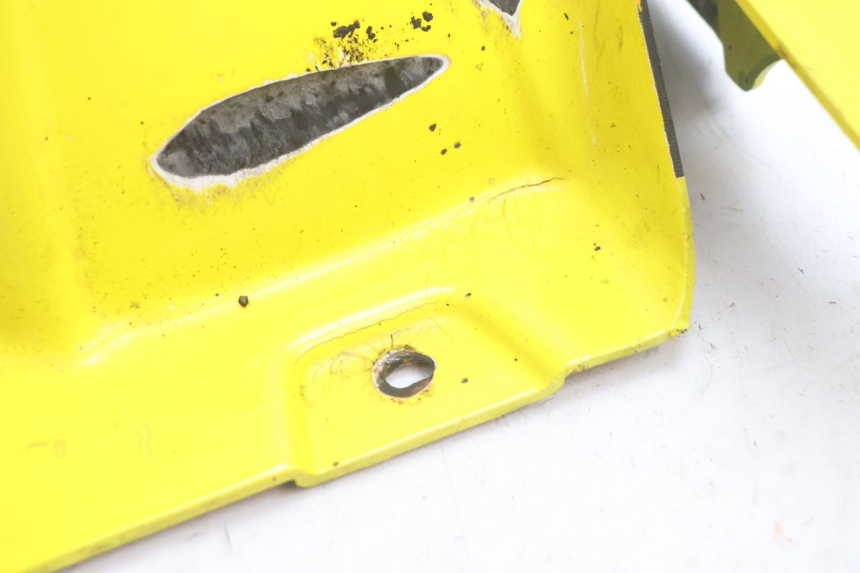 photo de GARDE BOUE ARRIERE SUZUKI SV S 650 (2003 - 2009) - Autre angle de vue