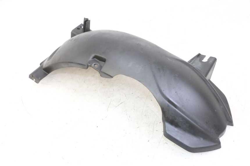 photo de GARDE BOUE ARRIERE SYM ORBIT III 3 4T 50 (2018 - 2021) - Gros plan technique