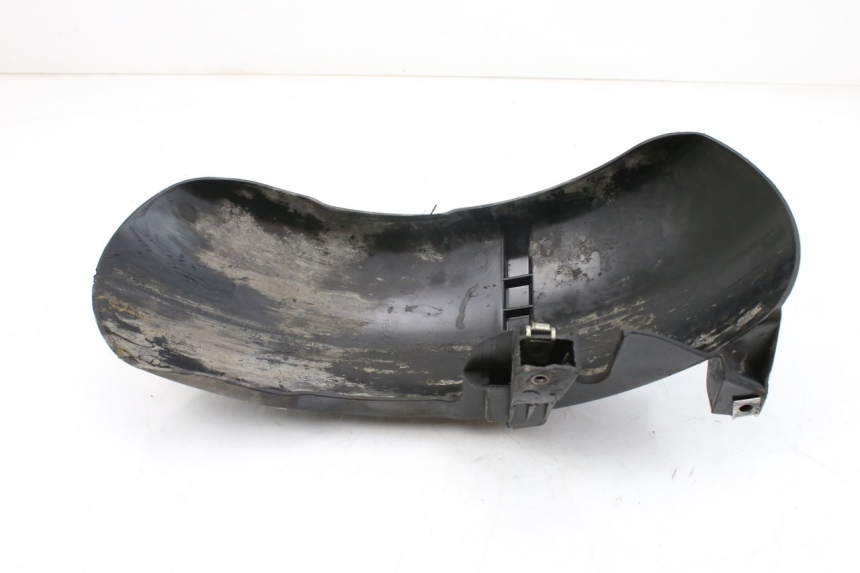 photo de GARDE BOUE ARRIERE PIAGGIO VESPA GTS IGET ABS 125 (2017 - 2023) - Autre angle de vue