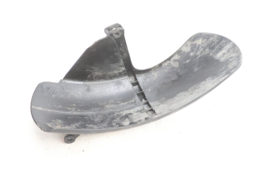 photo de GARDE BOUE ARRIERE PIAGGIO VESPA PRIMAVERA 2T 50 (2013 - 2018) - Points de fixation