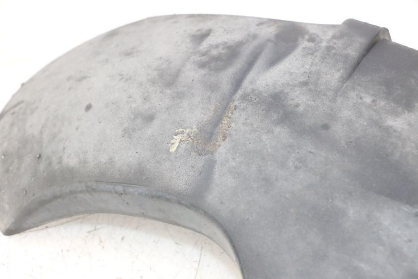 photo de GARDE BOUE ARRIERE PIAGGIO X8 STREET 125 (2006 - 2007) - Autre angle de vue
