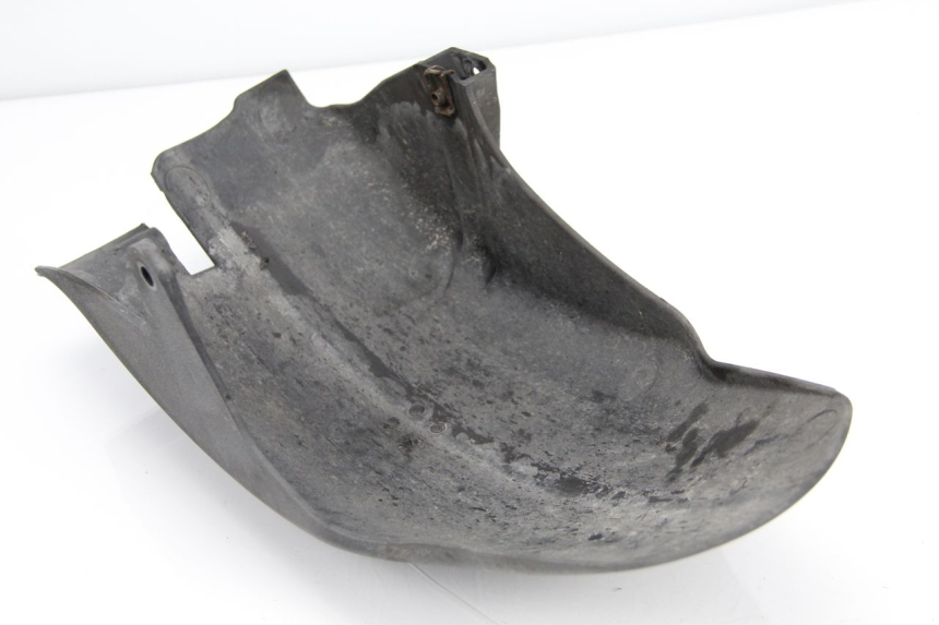 photo de GARDE BOUE ARRIERE PIAGGIO X9 125 (2000 - 2003) - Gros plan technique