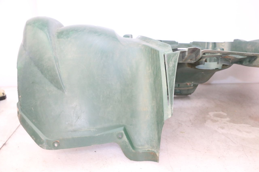 photo de GARDE BOUE ARRIERE YAMAHA YFM GRIZZLY 550 (2008 - 2015) - Marquages et références