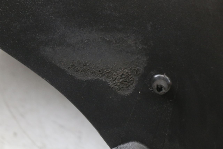 photo de GARDE BOUE ARRIERE YAMAHA YP MAJESTY 125 (2002 - 2006) - Détail de la pièce