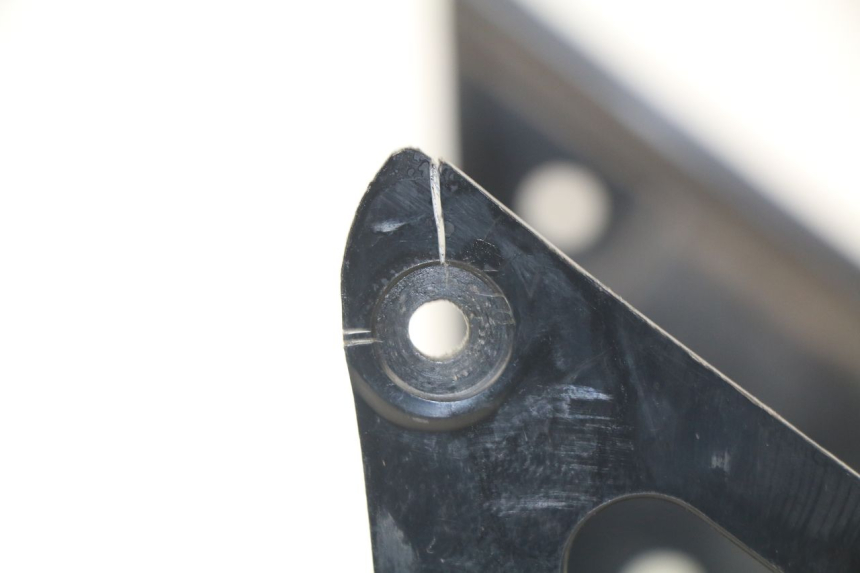 photo de GARDE BOUE ARRIERE KAWASAKI ZX-6R ZX6R 636 (2003 - 2004) - Détail de la pièce