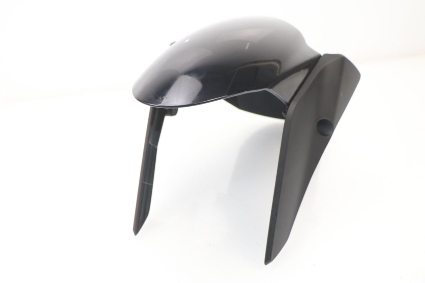 photo de GARDE BOUE AVANT KYMCO AGILITY CITY 16P 125 (2015 - 2021) - Points de fixation