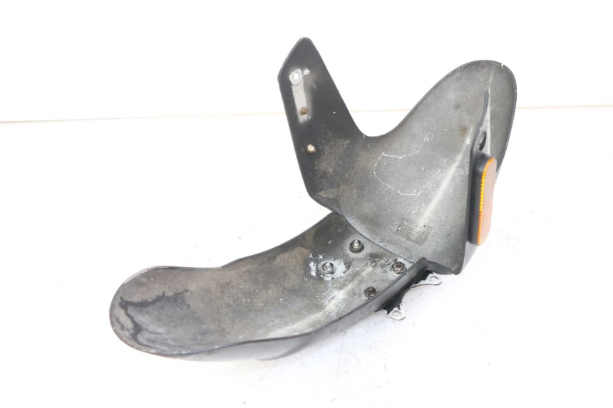 photo de GARDE BOUE AVANT APRILIA RS 50 (1999 - 2005) - Détail de la pièce