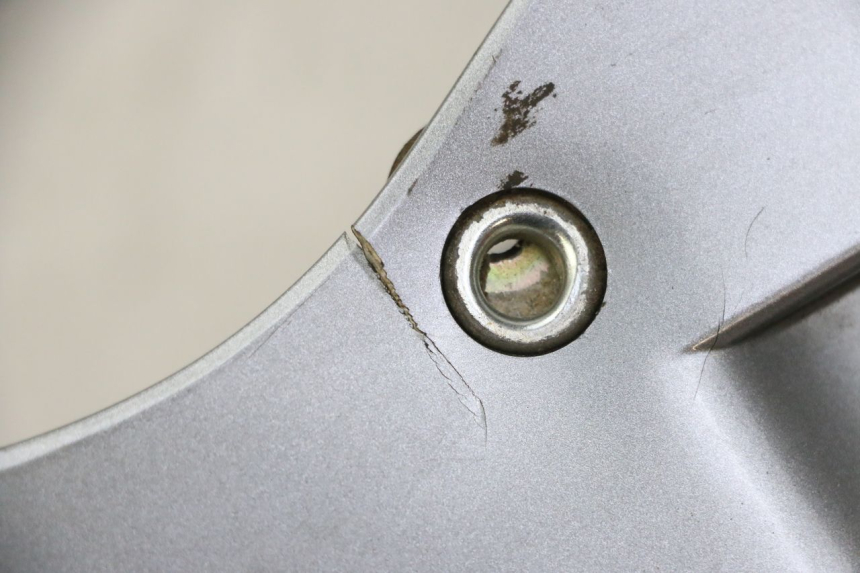 photo de Front fender HYOSUNG GV AQUILA 125 (2000 - 2009) - Points de fixation