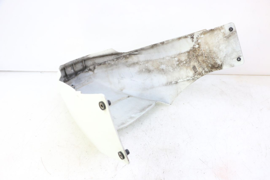 photo de GARDE BOUE AVANT BMW C1 125 (2000 - 2003) - État de surface