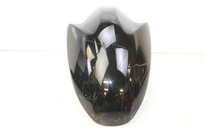 photo de GARDE BOUE AVANT SUZUKI BURGMAN 125 (2007 - 2014) - Détails caractéristiques