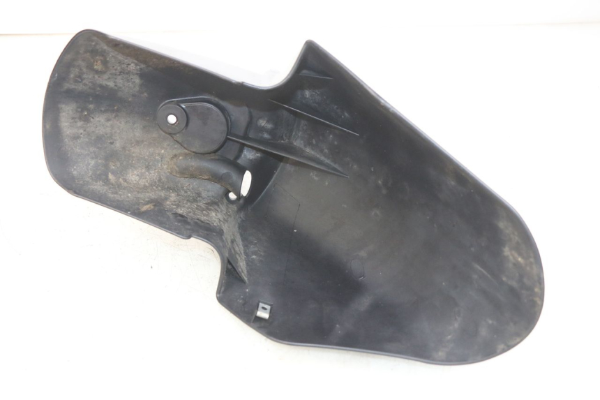 photo de GARDE BOUE AVANT PIAGGIO FLY 4T 50 (2013 - 2017) - Détail de la pièce