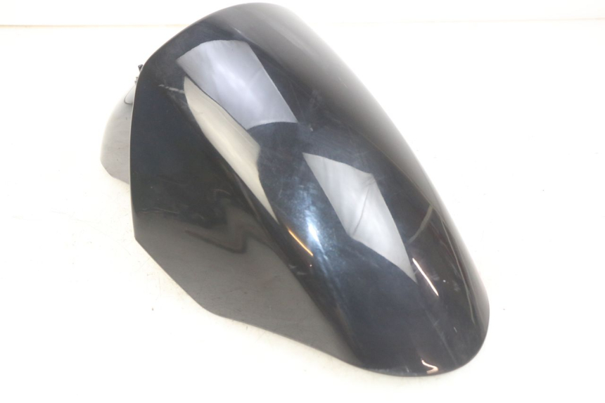 photo de GARDE BOUE AVANT PIAGGIO FLY 4T 50 (2013 - 2017) - Vue d’ensemble