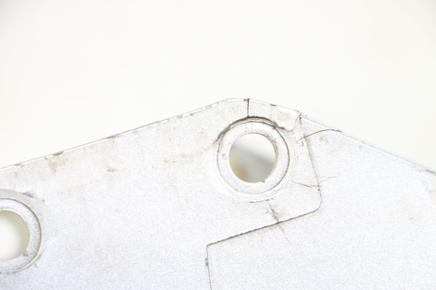 photo de Front fender HYOSUNG GF 125 (2001 - 2005) - Gros plan technique