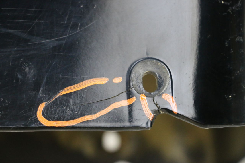 photo de GARDE BOUE AVANT KAWASAKI GPZ RX 1000 (1986 - 1988) - Vue d’ensemble