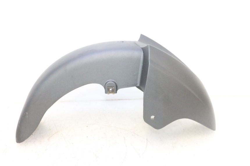 photo de GARDE BOUE AVANT SYM GTS EVO 125 (2009 - 2013) - Gros plan technique