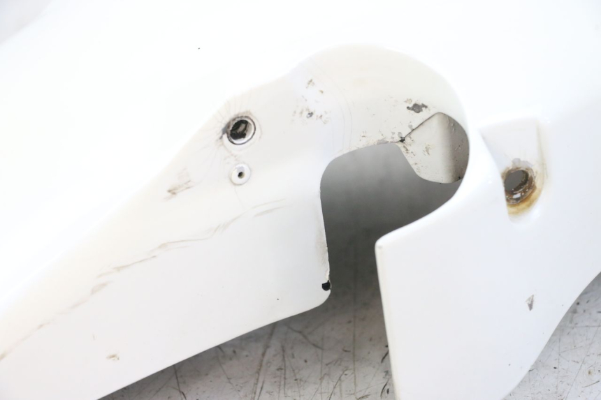 photo de GARDE BOUE AVANT HONDA CBR F 1000 (1993 - 1996) - Points de fixation