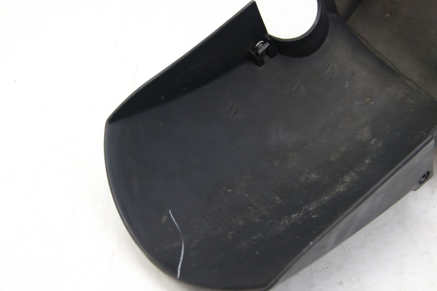 photo de GARDE BOUE AVANT PEUGEOT KISBEE 2T 50 (2018 - 2022) - Marquages et références