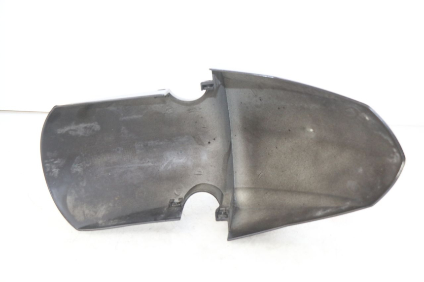 photo de GARDE BOUE AVANT PEUGEOT KISBEE 2T 50 (2010 - 2017) - Détail de la pièce