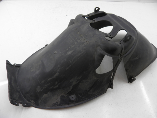 photo de GARDE BOUE AVANT KYMCO SPACER 50 (1998 - 2009) - Vue principale