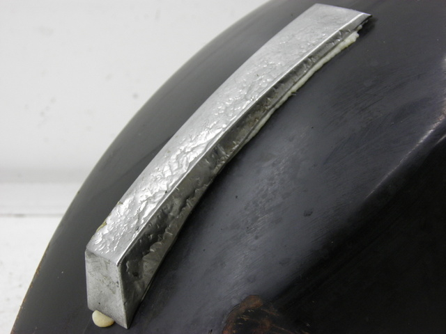 photo de GARDE BOUE AVANT LML DLX 2T 125 (2008) - Zoom état d’usage