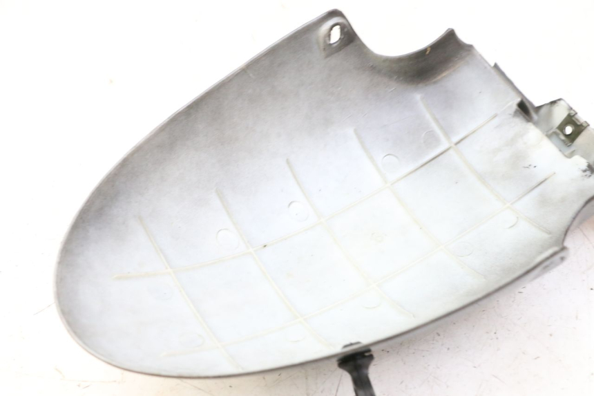 photo de GARDE BOUE AVANT LONGJIA SHARPY 125 (2020 - 2024) - Gros plan technique