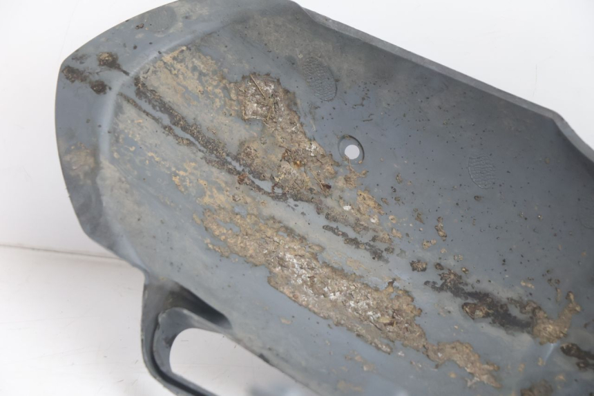 photo de GARDE BOUE AVANT PEUGEOT LUDIX ONE 50 (2004 - 2013) - État de surface