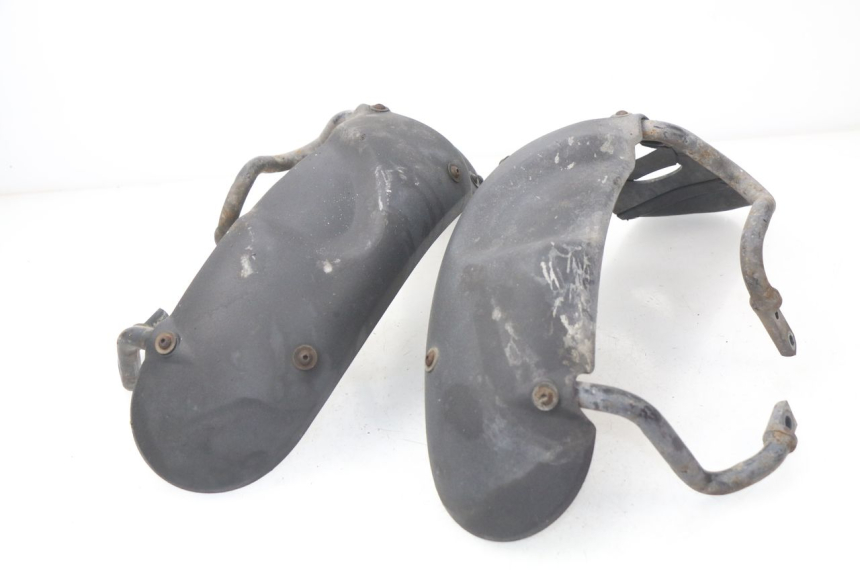 photo de GARDE BOUE AVANT PIAGGIO MP3 LT 400 (2007 - 2012) - Vue principale