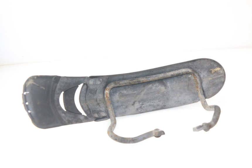 photo de GARDE BOUE AVANT PIAGGIO MP3 LT 400 (2007 - 2012) - Détail de la pièce