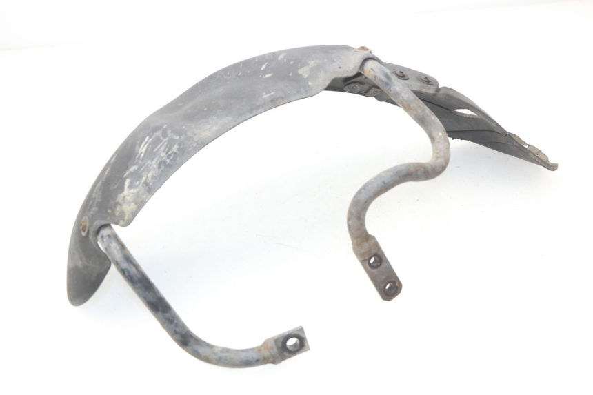 photo de GARDE BOUE AVANT PIAGGIO MP3 LT 400 (2007 - 2012) - Gros plan technique