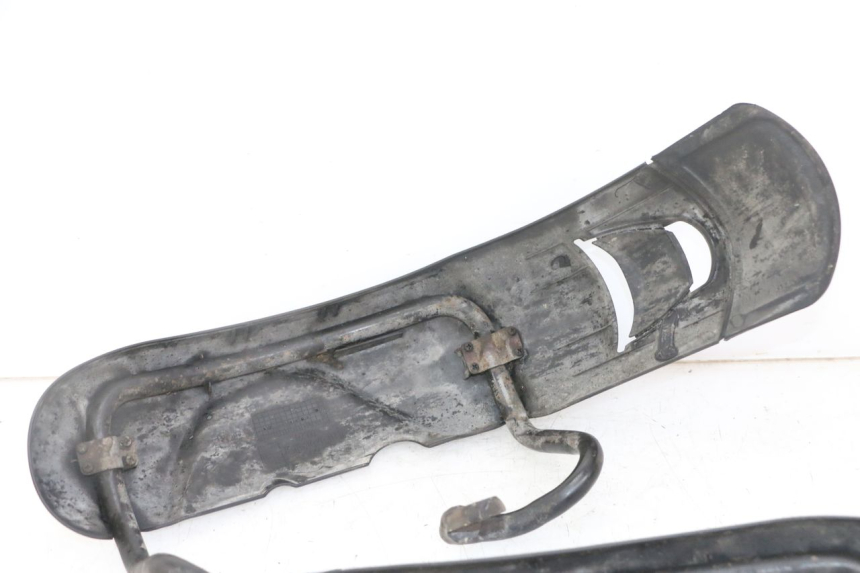 photo de GARDE BOUE AVANT PIAGGIO MP3 LT 300 (2010 - 2016) - Zoom état d’usage