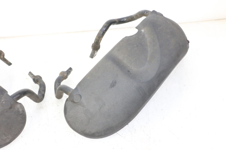 photo de GARDE BOUE AVANT PIAGGIO MP3 LT 300 (2010 - 2016) - Photo complémentaire