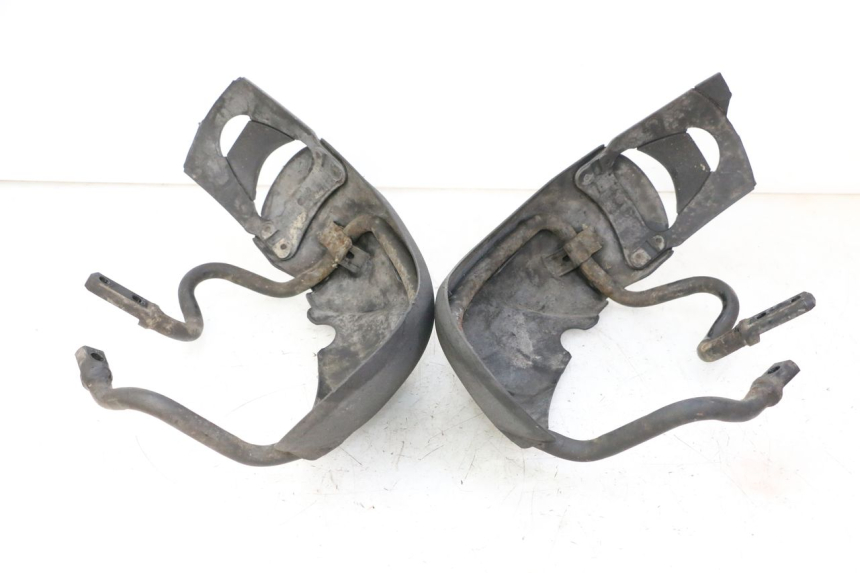 photo de GARDE BOUE AVANT PIAGGIO MP3 LT 300 (2010 - 2016) - Autre angle de vue