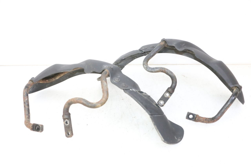 photo de GARDE BOUE AVANT PIAGGIO MP3 RL 250 (2006 - 2010) - Marquages et références