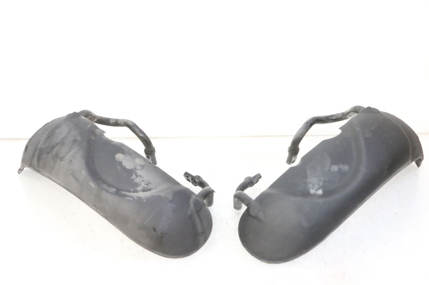 photo de GARDE BOUE AVANT PIAGGIO MP3 500 (2011 - 2015) - Vue principale