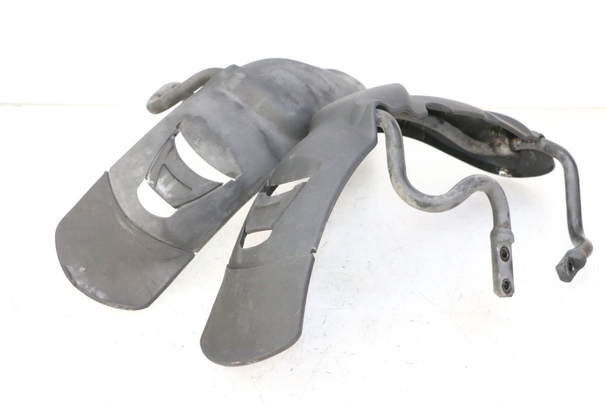 photo de GARDE BOUE AVANT PIAGGIO MP3 500 (2011 - 2015) - Vue d’ensemble