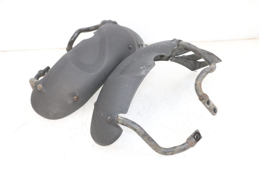 photo de GARDE BOUE AVANT PIAGGIO MP3 RL 250 (2006 - 2010) - Vue produit