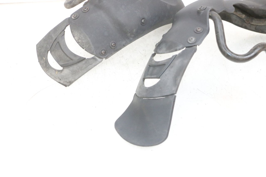 photo de GARDE BOUE AVANT PIAGGIO MP3 RL 250 (2006 - 2010) - Pièce contrôlée