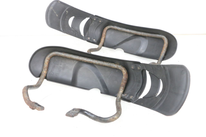 photo de GARDE BOUE AVANT PIAGGIO MP3 RL 250 (2006 - 2010) - Vue d’ensemble