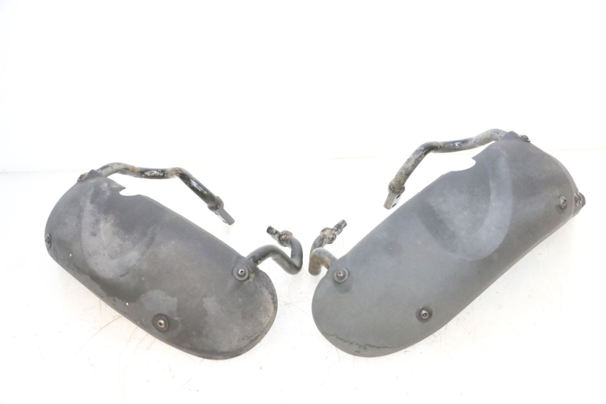 photo de GARDE BOUE AVANT PIAGGIO MP3 RL 250 (2006 - 2010) - Vue principale