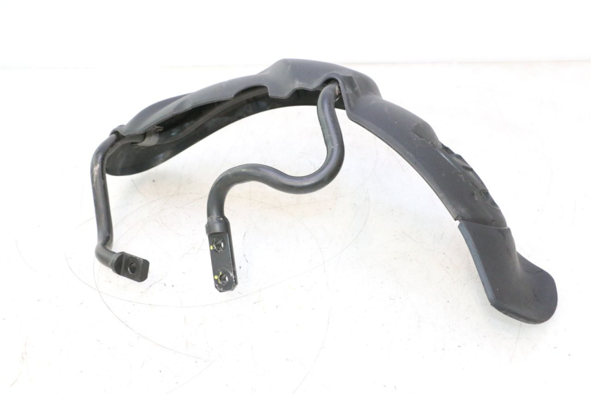 photo de GARDE BOUE AVANT PIAGGIO MP3 500 (2011 - 2015) - État de surface