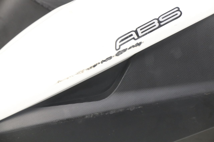 photo de GARDE BOUE AVANT MBK MW TRYPTIK 125 (2017 - 2022) - Points de fixation