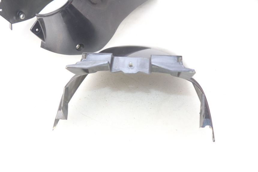 photo de GARDE BOUE AVANT KYMCO PEOPLE 250 (2004 - 2008) - Angle alternatif