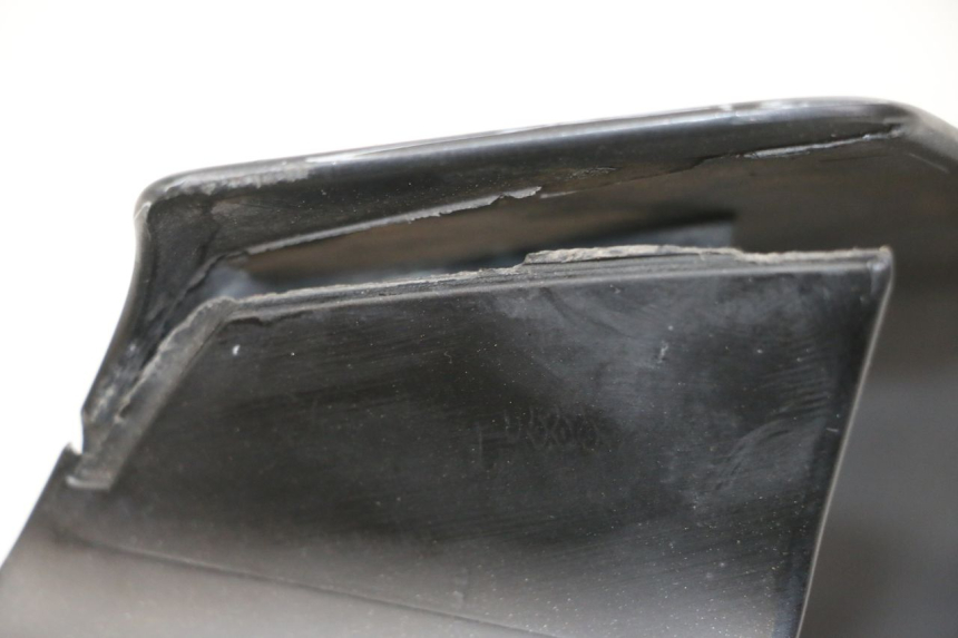 photo de GARDE BOUE AVANT PIAGGIO LIBERTY IGET 4T 50 (2021 - 2025) - Vue d’ensemble